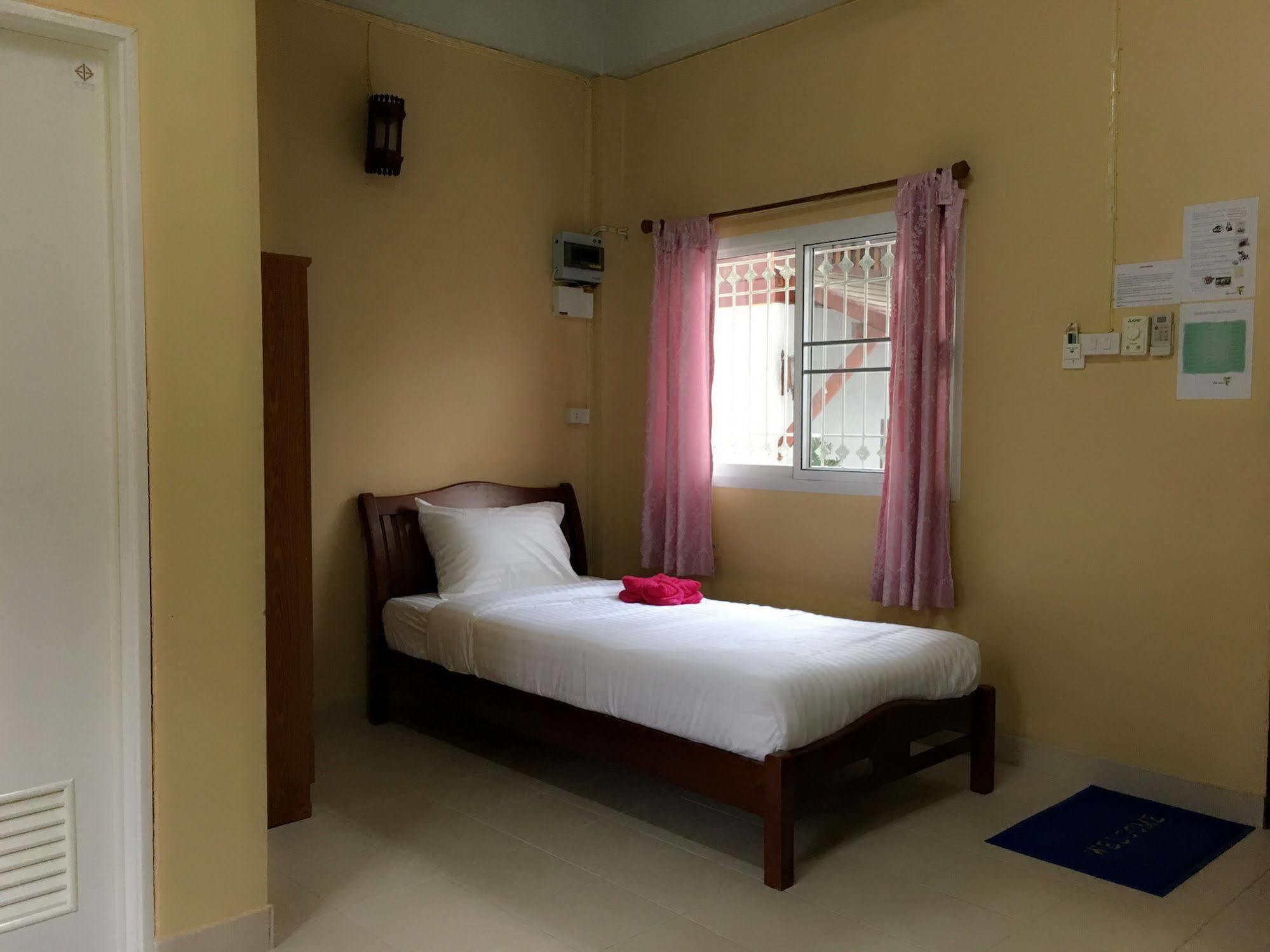 Sarin Guesthouse Ko Tao Ngoại thất bức ảnh